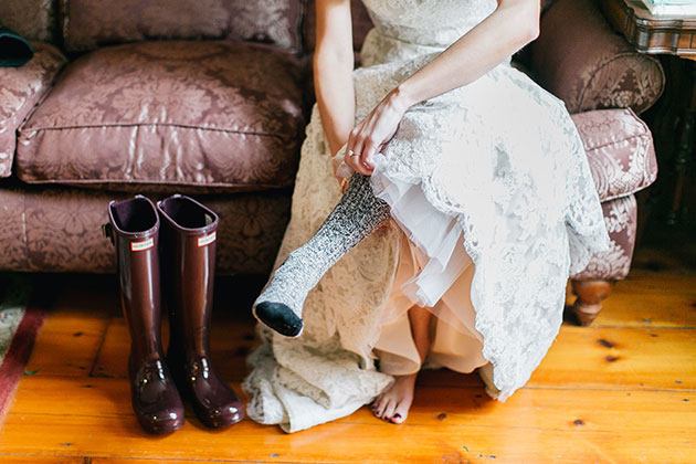 06-Rustic-Pennsylvania-B-and-B-Wedding-Emily-Wren